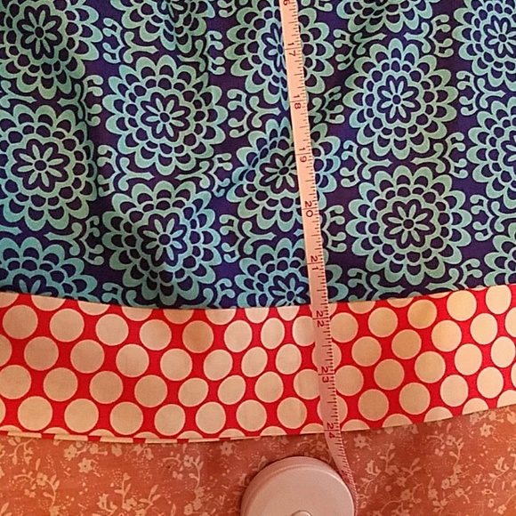 Beautiful sleeveless top.... original.. - Picture 5 of 5